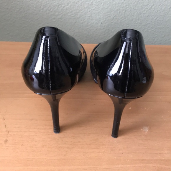 WHBM black heels - Picture 5 of 8